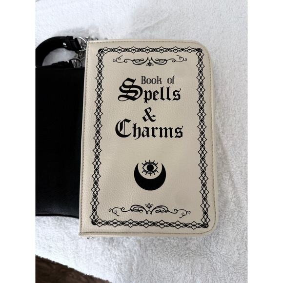 Hot Topic Books of Spells and Charms Crossbody Bag Witchy SOLD OUT HTF - Picture 6 of 6